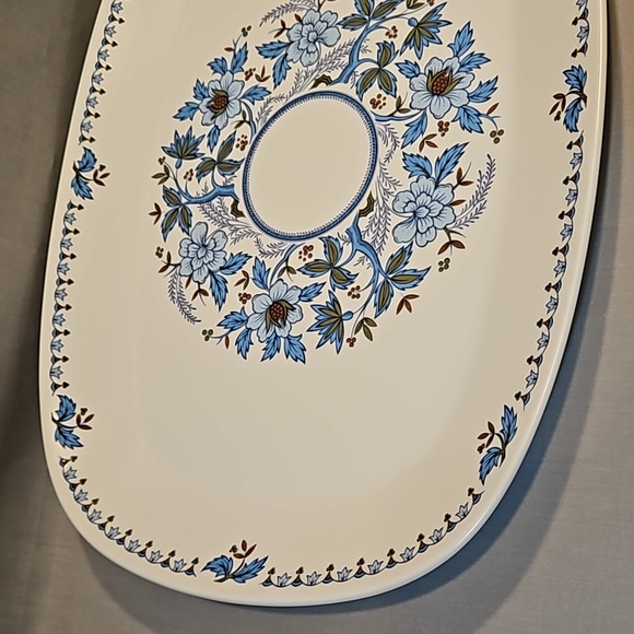 New Noritake Blue Moon 9022 15 3/8" Oval Serving Platter - Picture 9 of 10